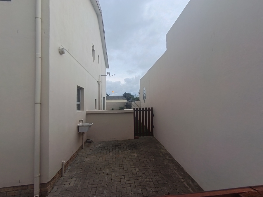 To Let 3 Bedroom Property for Rent in Onverwacht Western Cape